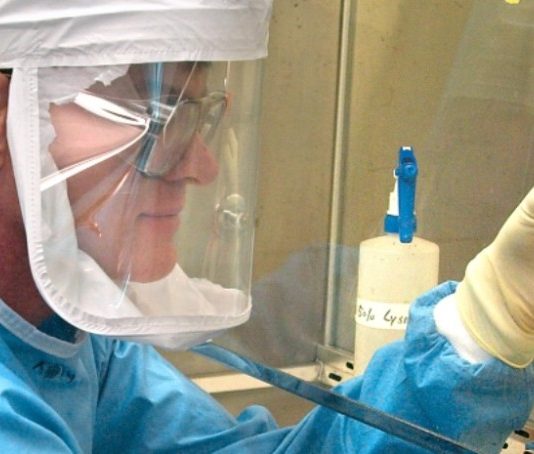 ALERTĂ MONDIALĂ! Virusul ucigaș din Maroc a INVADAT Europa – Detectat în APELE UZATE ale Bruxelles-ului! OMS anunță CEL MAI MARE FOCAR din ultimii 25 DE ANI!